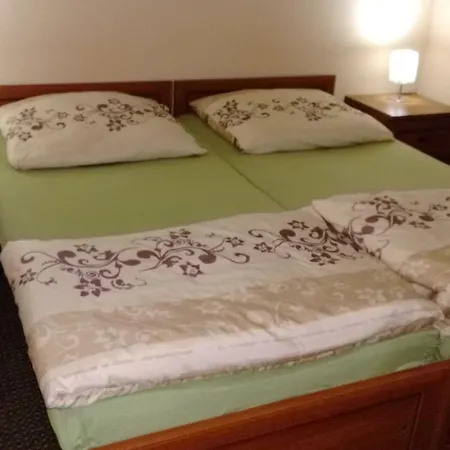 Dw Fantazja Bed & Breakfast 3*