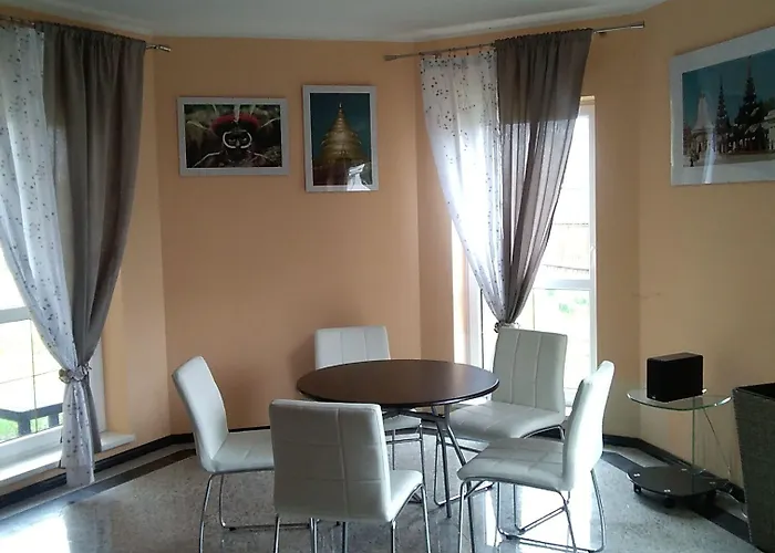 住宿加早餐酒店 Dw Fantazja 3*